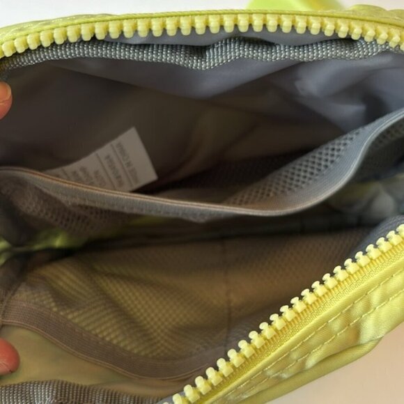 NEW! GAIAM Sidekick Waist Pack - lime Green zipper top - Picture 6 of 7